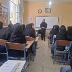 فیروزآباد /برگزاری کارگاه آموزشی پیشگیری از افسردگی و مدیریت افکار خودکشی در مدرسه ام‌ البنین با همکاری کارشناسان واحد اورژانس اجتماعی بهزیستی فیروزآباد.