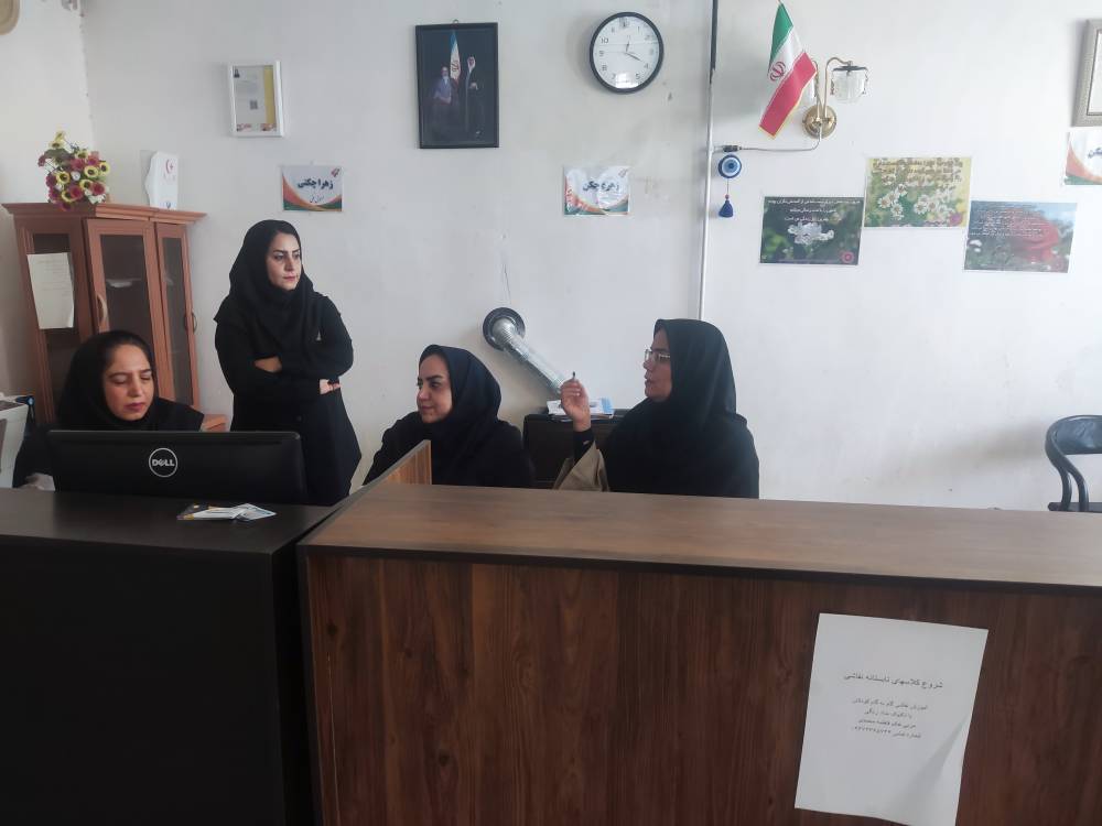 قیروکارزین/بازدید تخصصی تیم نظارتی از مرکز مثبت زندگی ۱۱۲۹۲در شهر قیر